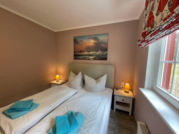 Ferienhaus 'Eichelhäher' mit privater Terrasse, privatem Garten und Wlan in Wünsdorf, Zossen