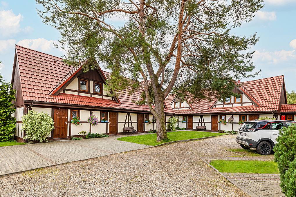 Reihenhaus Ciach Nr. 1 in Bobolin, Powiat Sławieński
