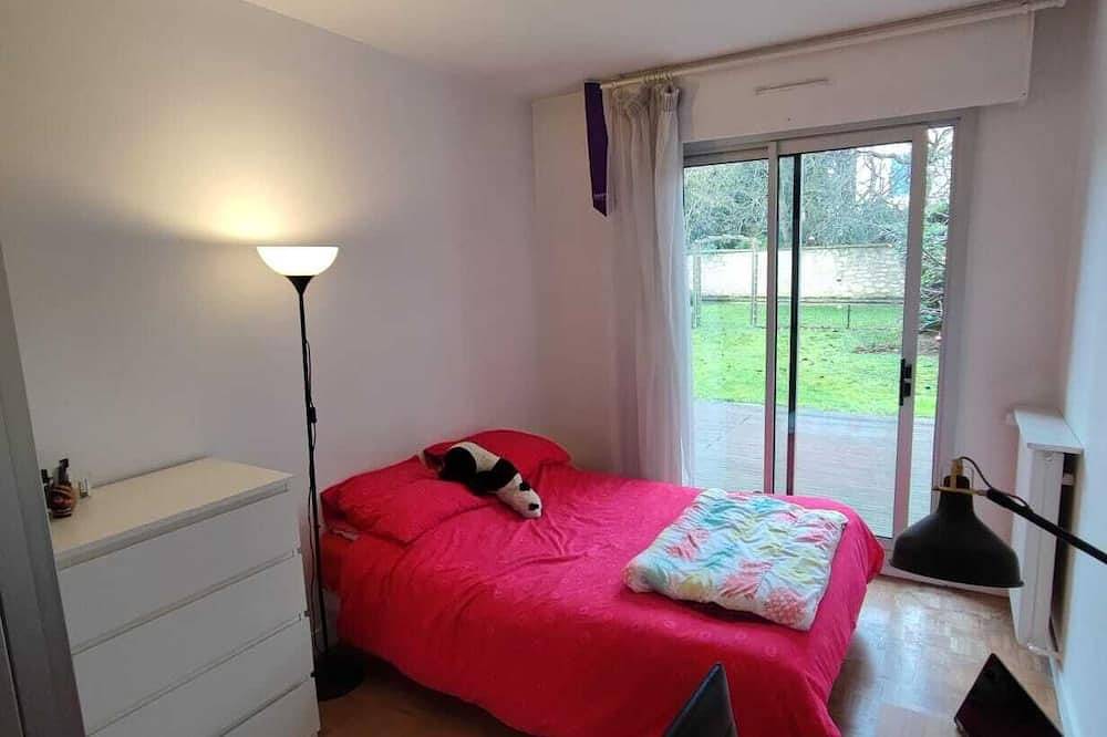 Apartamento entero, Bright Apartment With Garden Near Paris & Bois de Vincennes, all Commodities in Maisons-Alfort, Valle del Marne