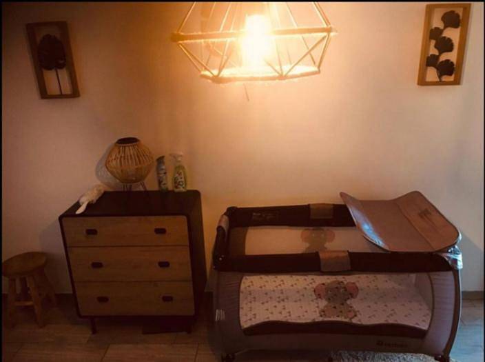 Appartement entier, Two-Bedroom Apartment with Balcony in Yutz, Moselle