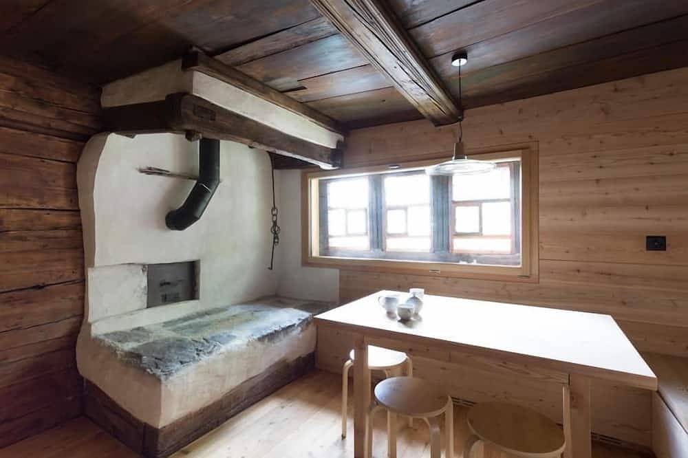 Ganze Wohnung, Ferienwohnung Grengiols für 1 - 8 Personen mit 4 Schlafzimmern - Historisches Gebäude in Bister, Aletsch Arena