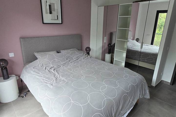 Location de vacances pour 8 personnes, avec jardin dans Office De Tourisme De Sainte Lucie De Porto Vecchio - 4