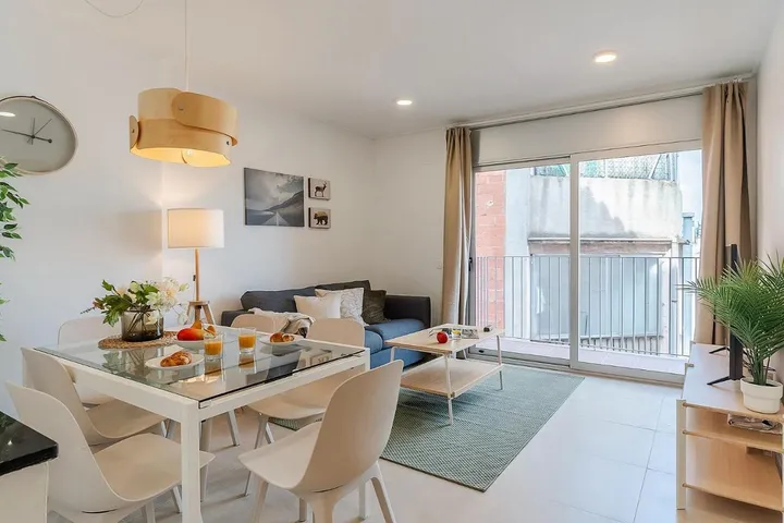 Apartamento de vacaciones para 7 personas, con balcón - 1