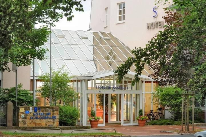 Hotel für 10 Personen, mit Terrasse und Sauna sowie Garten - 1