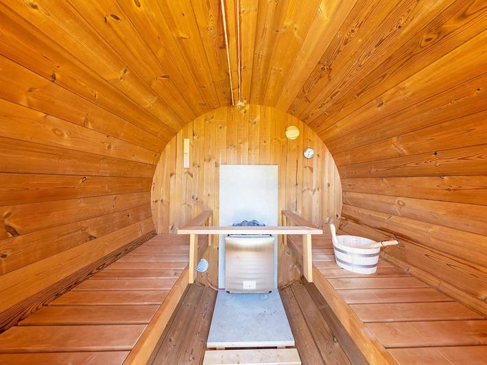 Gîte pour 10 personnes, avec jardin ainsi que sauna et terrasse, adapté aux familles à Peisey-Nancroix - 4