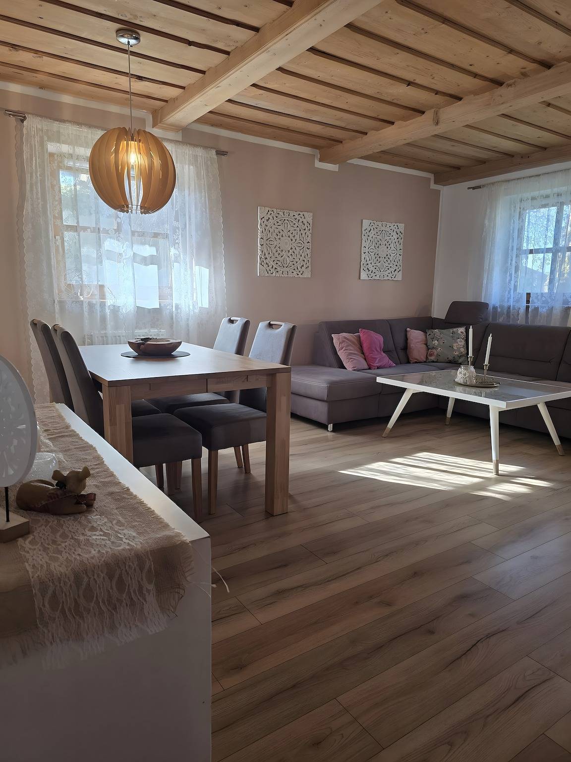 Geheel appartement, Vakantiewoning "Bayerwaldtraum" met zwembad en wifi in Hauzenberg, Passauer Land