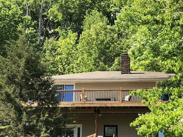 Vacation House for 6 Guests in Lake of the Ozarks, Miller County, Picture 3