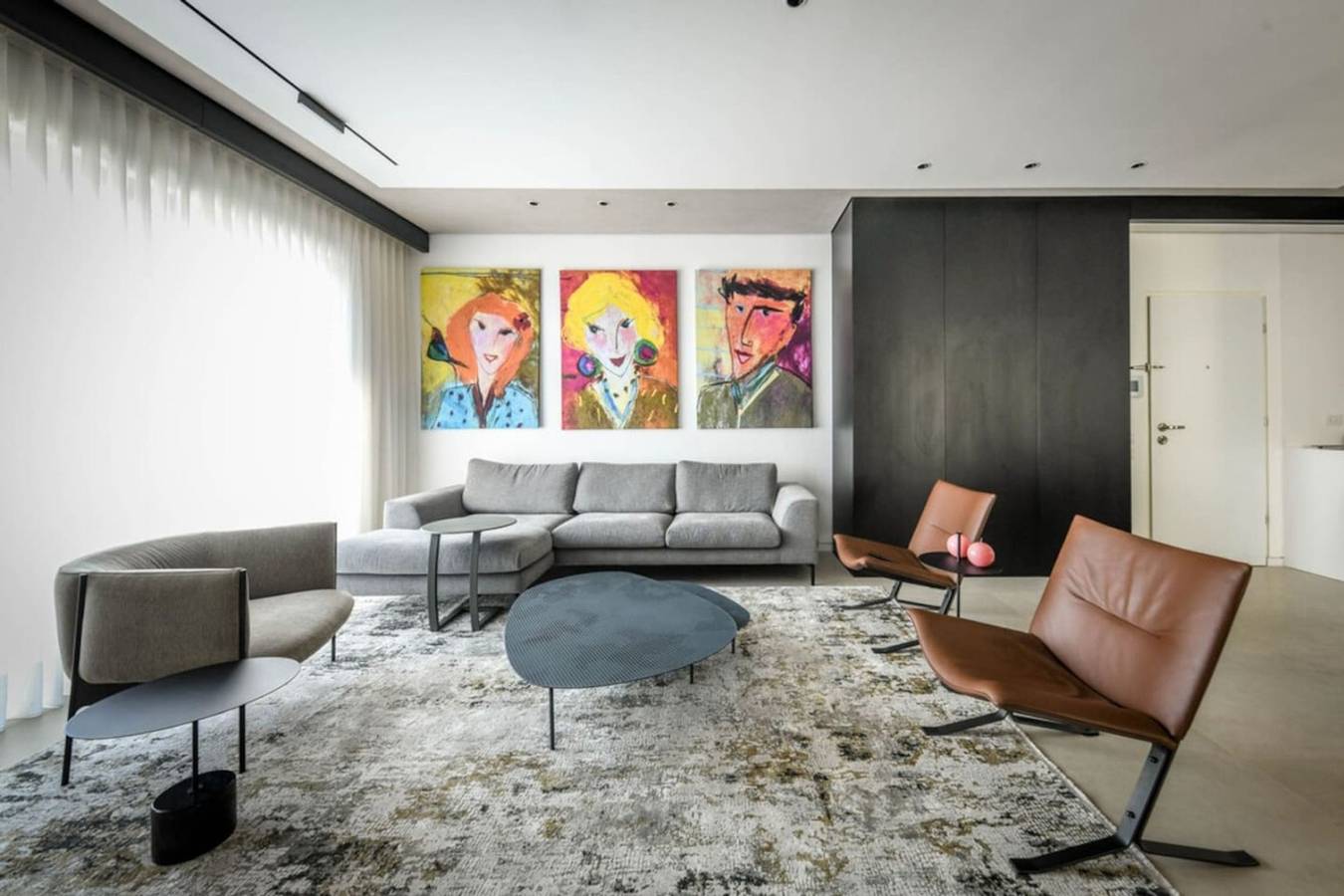 Entire apartment, Modern and Vibrant 1Br apt with Private Balcony in Tel Aviv, Tel Aviv District