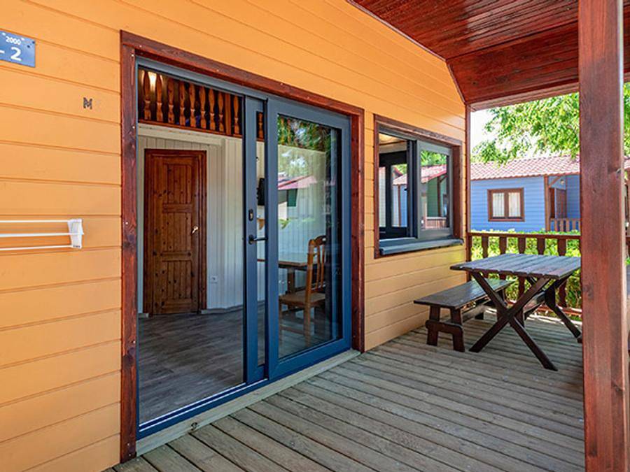 Camping Solmar - Chalet 6 personnes - Chalet 2000 in Els Pins Blanes, Blanes