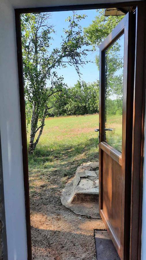 Location de vacances pour 4 personnes, avec jardin et vue à Sainte-Foy-de-Longas - 4