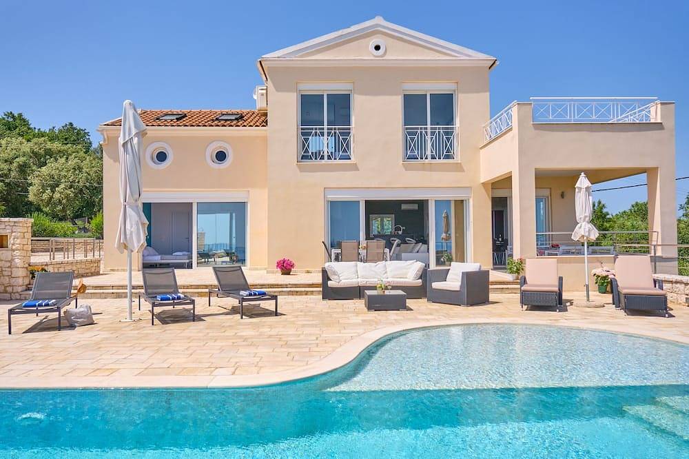 Casa vacanza a Corfù a partire da 553€ a notte