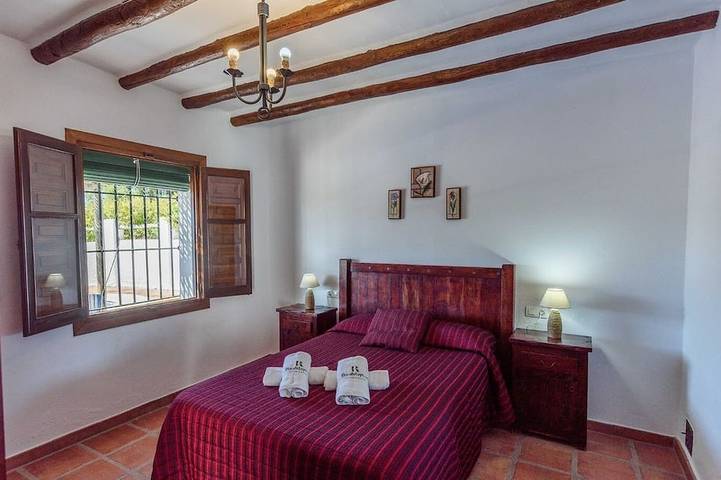 Cantoblanco I Viñuela in Los Romanes, Benamargosa