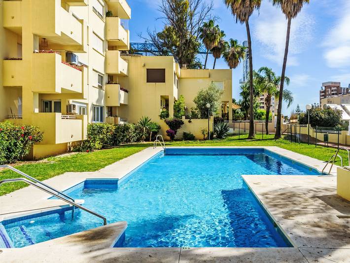 Apartment for 4 people in Montemar Torremolinos