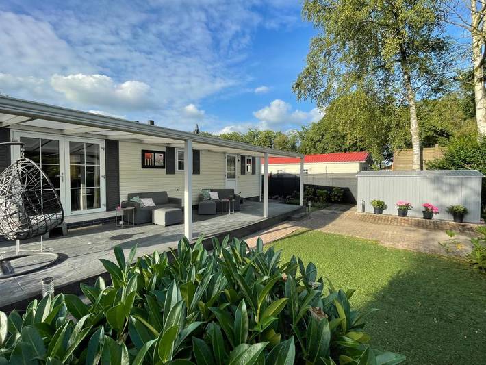 Chalet für 2 Personen, mit Ausblick und Sauna sowie Garten - 1