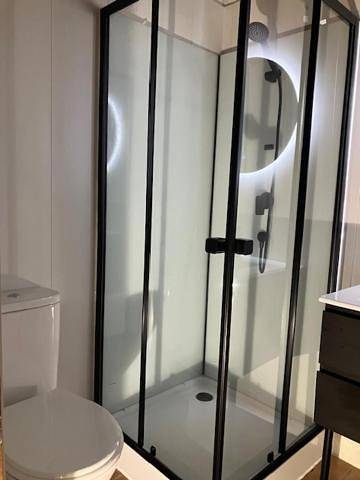 Location de vacances pour 3 personnes, avec vue ainsi que jardin et terrasse à Gorses - 4