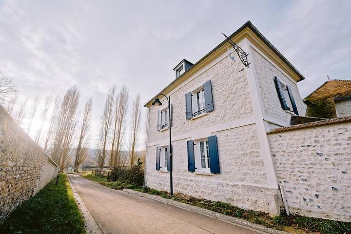 Location de vacances pour 10 personnes, avec jardin et jacuzzi, adapté aux familles à Pressagny-l'Orgueilleux - 3