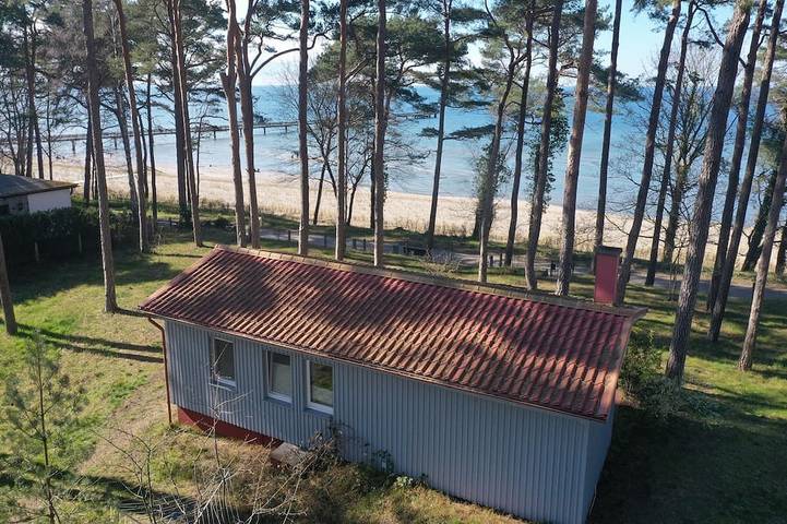 Bungalow für 4 Personen, mit Terrasse und Garten