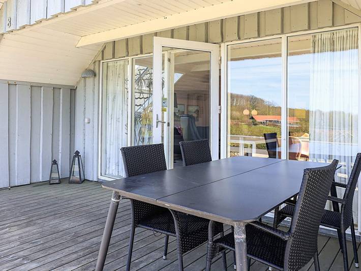 Ferienhaus für 8 Personen, mit Whirlpool und Terrasse sowie Garten und Sauna in Hostrup Strand - 3