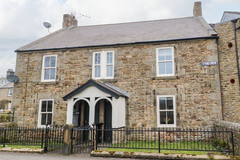 1 Tyne View, Bellingham. 3 bed in Bellingham (UK), Kielder Forest Park