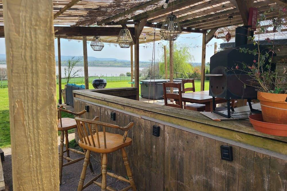 The Riverside Retreat in Gloucestershire