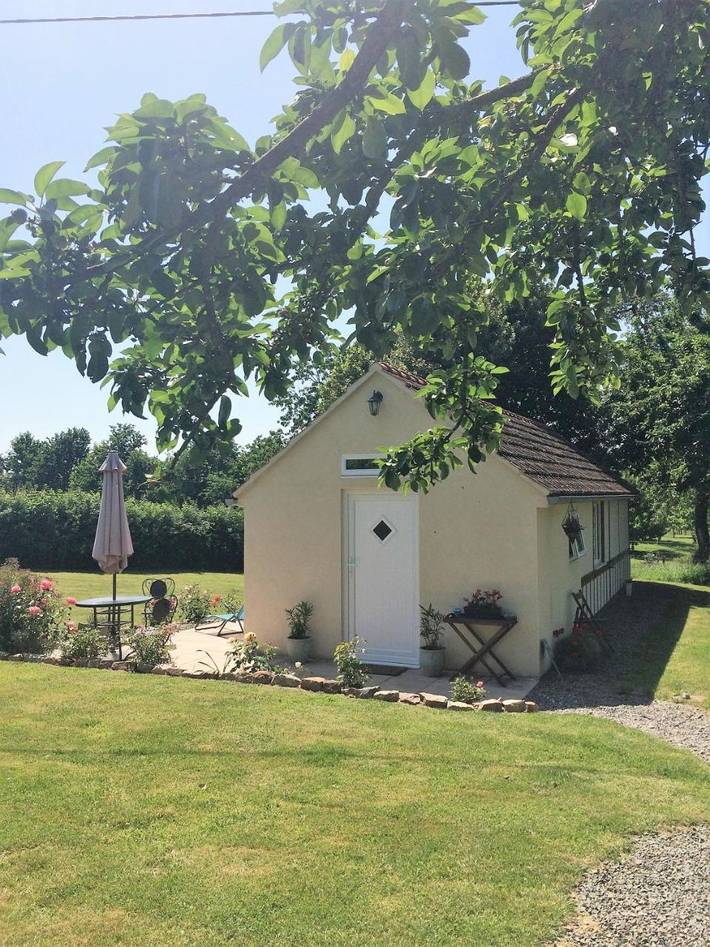 Chalet pour 4 personnes, avec Terrasse ainsi que Jardin et Vue