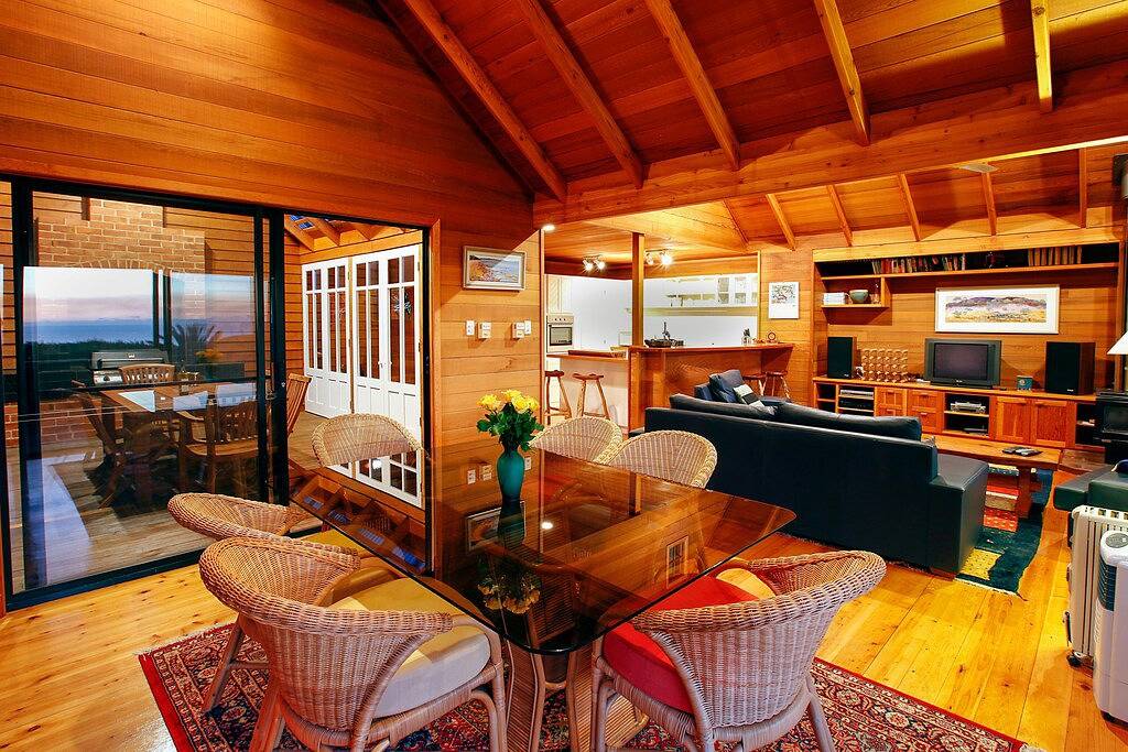 Melaleuca Stunning Ocean Views and Coastal Comforts in Yallingup, Western Australia