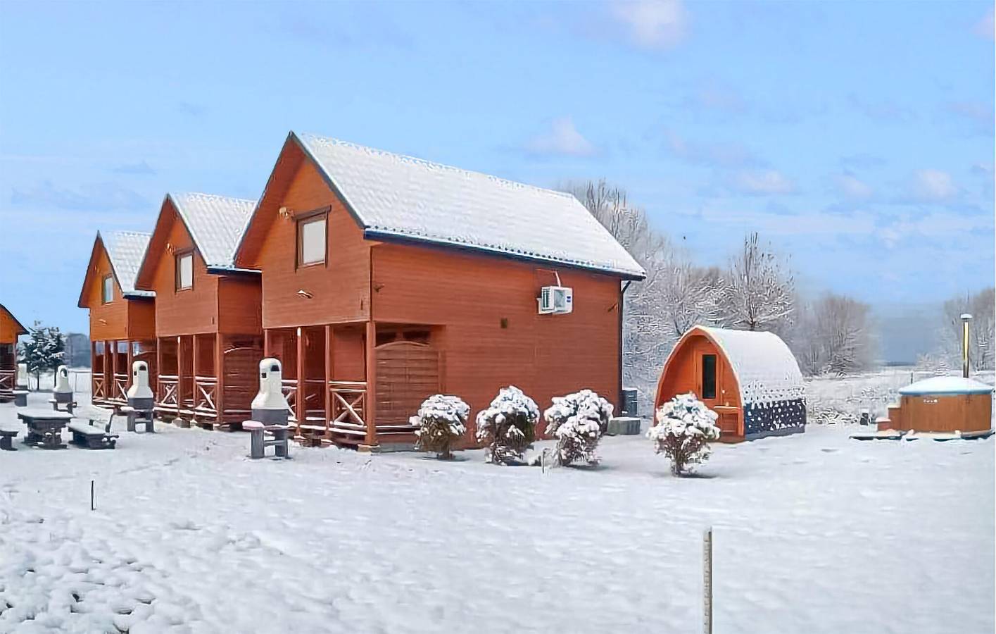 Ferienhaus für 6 Personen mit Terrasse in Powiat Sławieński