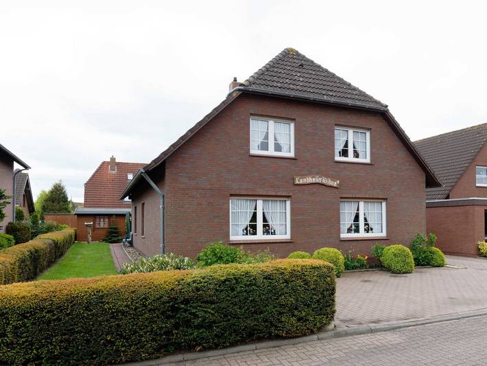 Ferienwohnung für 5 Personen, mit Garten in Carolinensiel