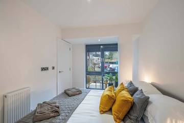 Apartment for 2 People in Solihull, Birmingham Area, Photo 2