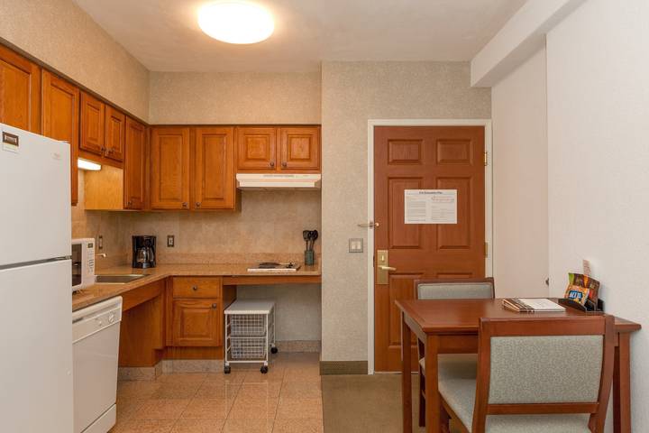 Apartamento de vacaciones para 4 personas, con piscina en San Antonio