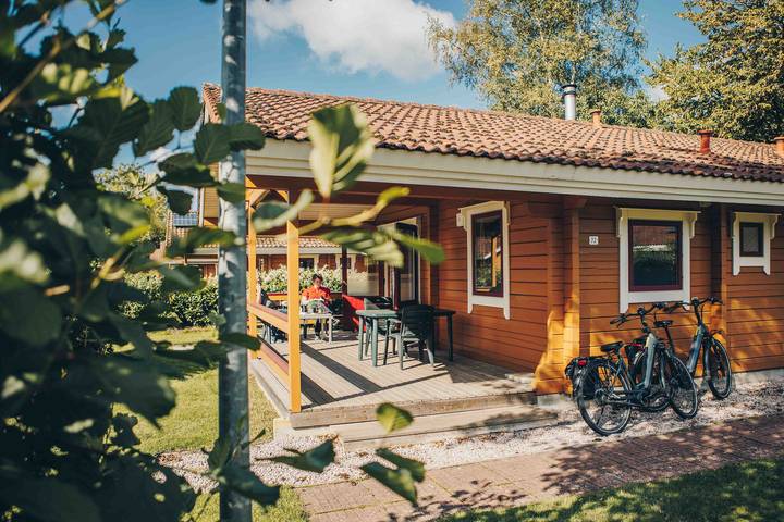 Ferienhaus für 4 Personen, mit Terrasse und Balkon/Terrasse - 1