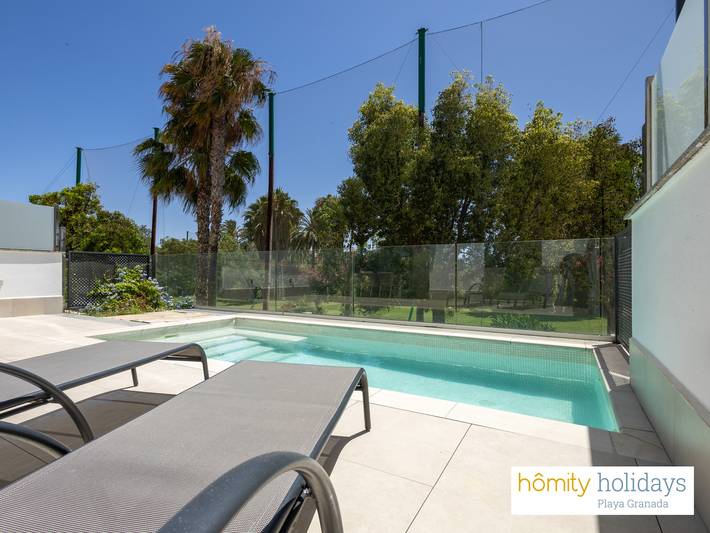 Gîte pour 6 personnes, avec jardin ainsi que vue et terrasse, adapté aux familles à Motril - 2