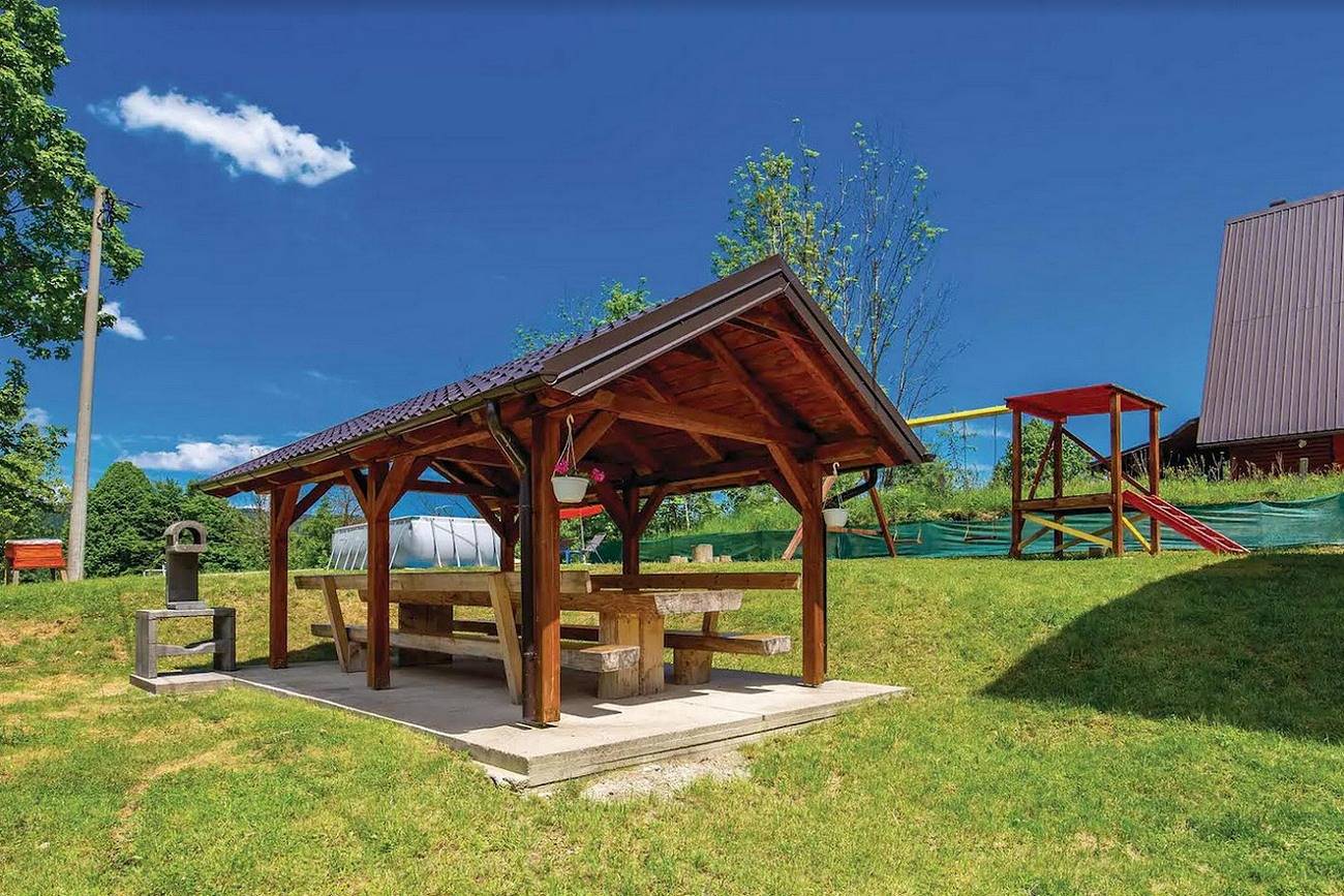 Apartamento inteiro, Apartamento de una habitación con un balcon Jasenak, Gorski kotar A-23804-a in Karlovac (Região)