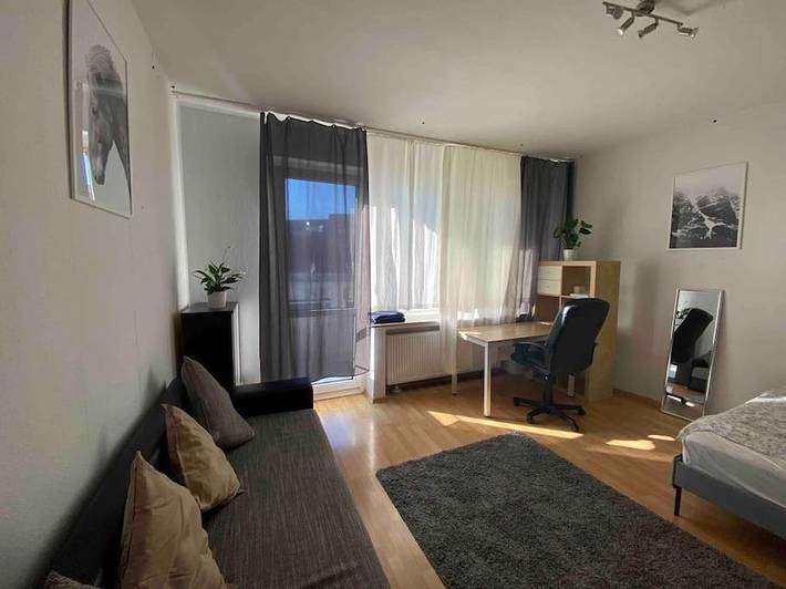 Ferienwohnung für 4 Personen, mit Ausblick und Balkon, mit Haustier in Schützenfest Hannover