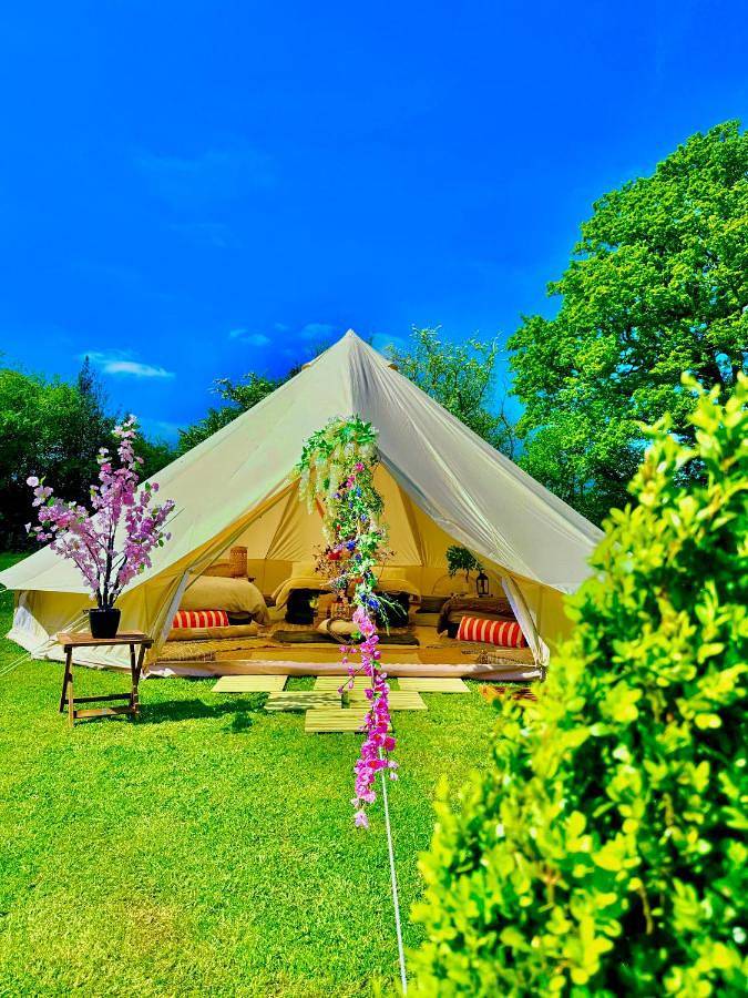 Cayoretreat Luxury Bell Tent in Brecon Beacons