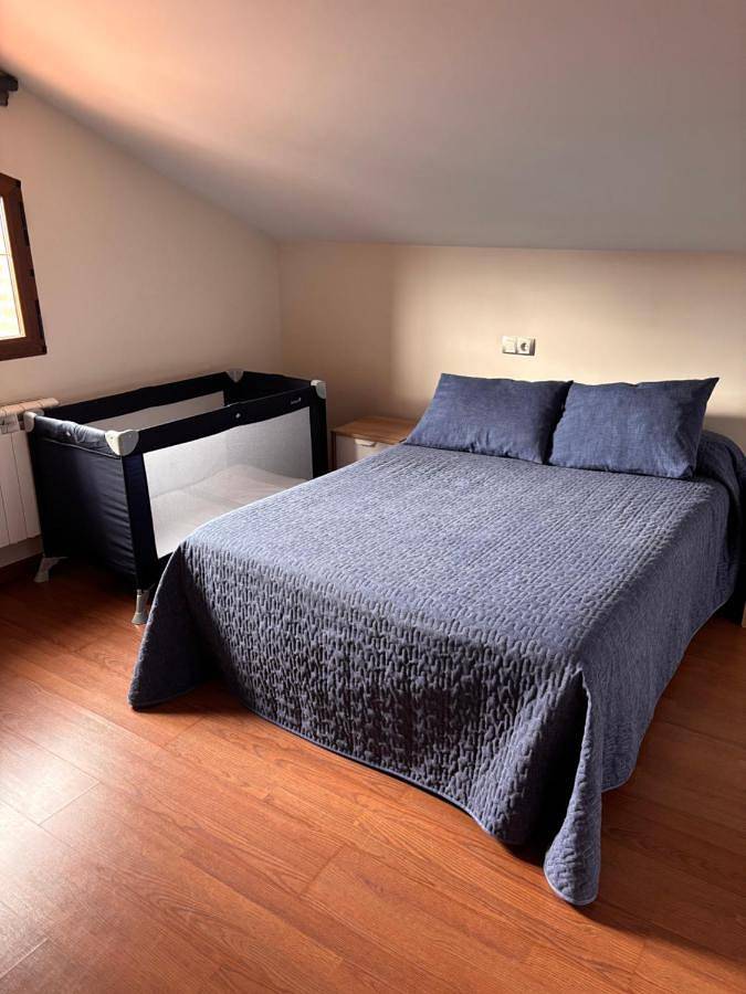 Casa rural para 12 personas, con Terraza además de Piscina y Vistas en Tierra de Pinares (Cuéllar) - 3