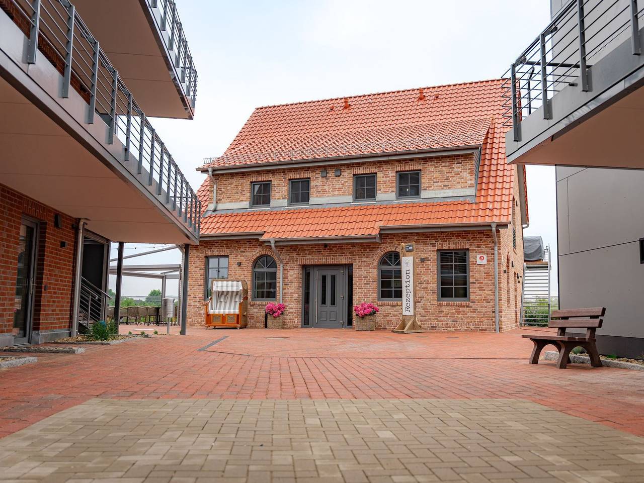 Ganze Ferienwohnung, Ferienresidenz - Rakabp-4P in Grünendeich, Altes Land Stade