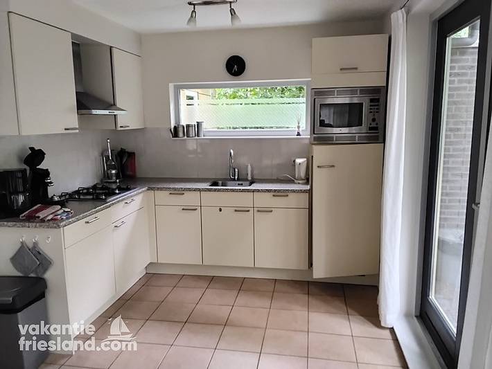 Ferienhaus für 6 Personen, mit Terrasse und Garten in Friesland - 4