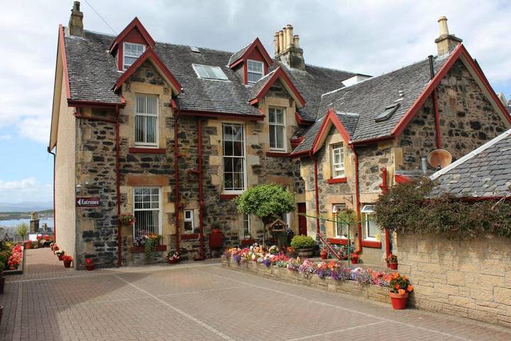 Bed and breakfast for 2 people, with Terrace and Garden in Oban