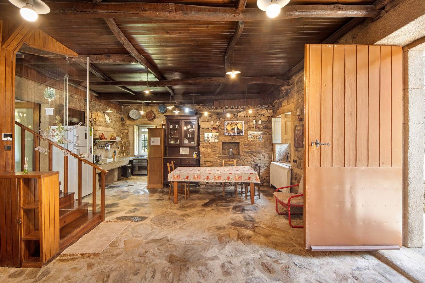 Maison de vacances 'Casa Do Riacho - Douro' avec vue sur la montagne, terrasse privée et Wi-Fi in Fontelo, Vallée du Douro