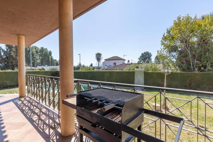 Casa rural para 8 personas, con Balcón además de Terraza y Piscina en Colomera - 3