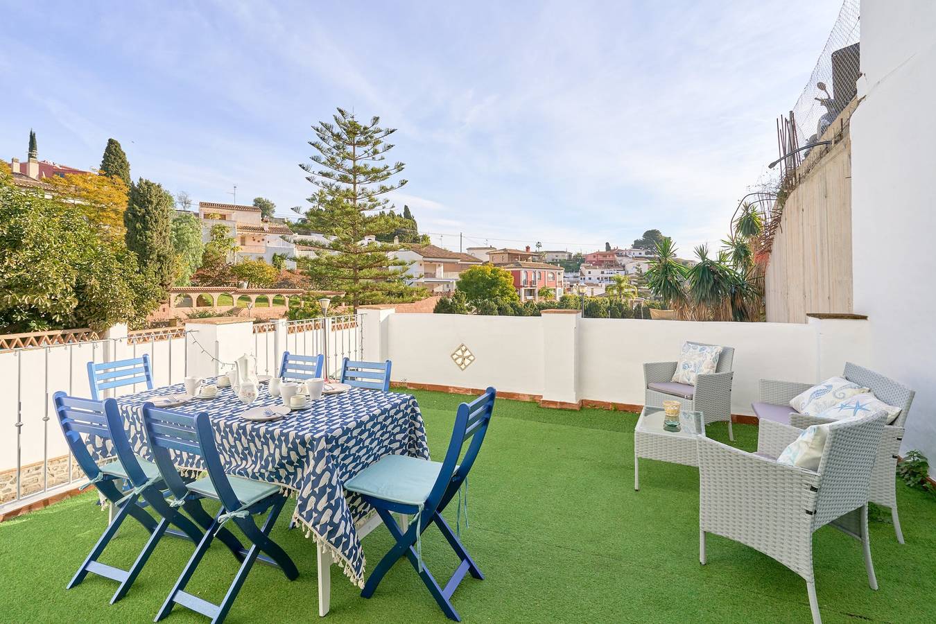 Ganze Wohnung, Apartment 'La Casita Azul' mit Gemeinschaftspool, Wlan und Klimaanlage in Playa San Cristobal, Almuñecar