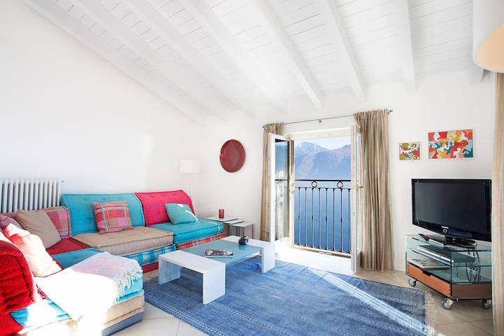 Ferienwohnung für 4 Personen, mit Pool und Balkon, mit Haustier in Gemeinde Menaggio