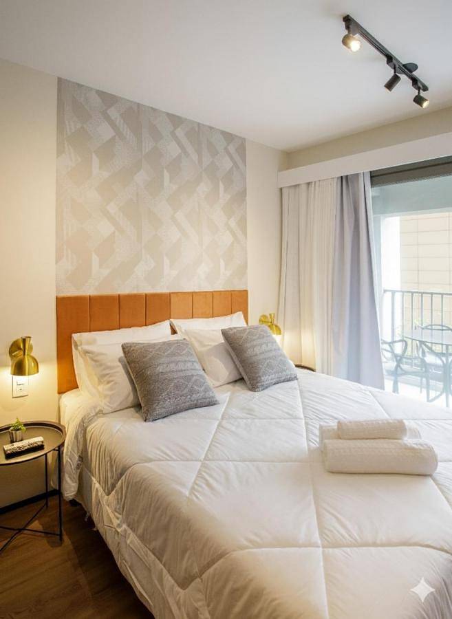 Casas e apartamentos de temporada para 2 pessoas, com balcão e piscina e ainda sauna, com animais de estimação em Moema