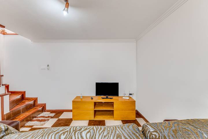 Vacation Home "Casas Dos Vinagreiros - Umbelina" with Sea View, Private Terrace & Wi-Fi in Ribeiras, Pico (Azores)