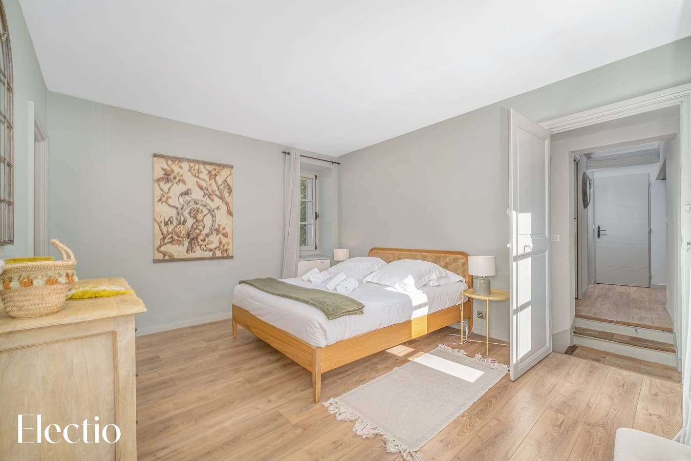 La Maison | Château Constantin in Cadenet, Parc naturel régional du Luberon