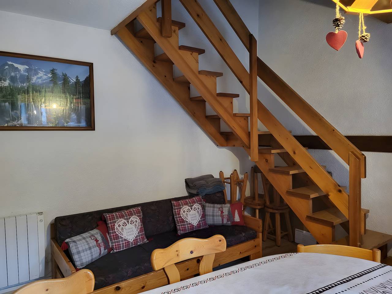 Geheel appartement, Appartement 'L'esterelle' met uitzicht op de bergen en privéterras in La Plagne, Bellentre