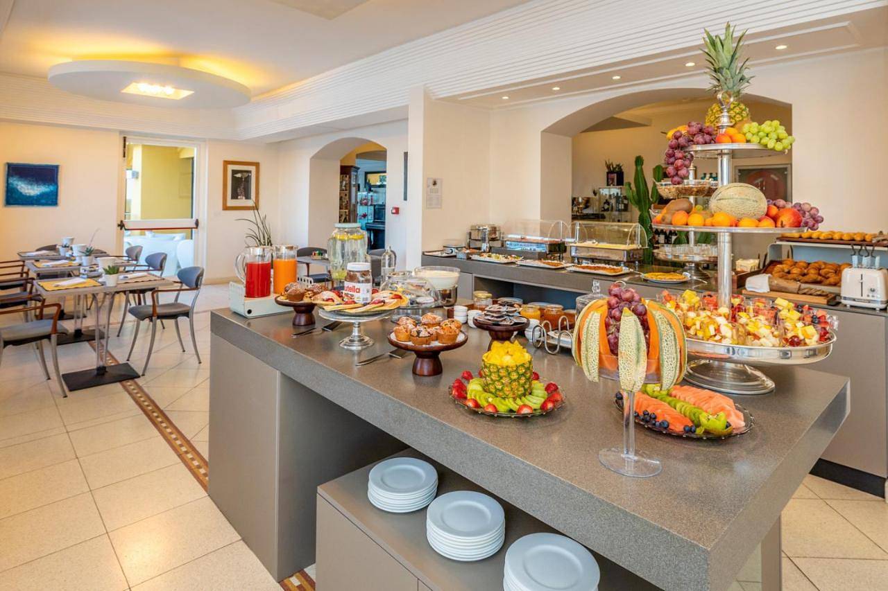 Hotel Albatros Varigotti in Selva (Savone), Commune de Finale Ligure