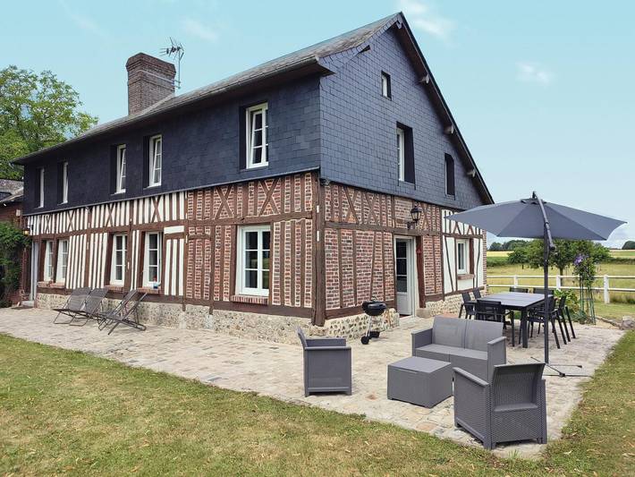 Gîte pour 6 personnes, avec Terrasse et Jardin