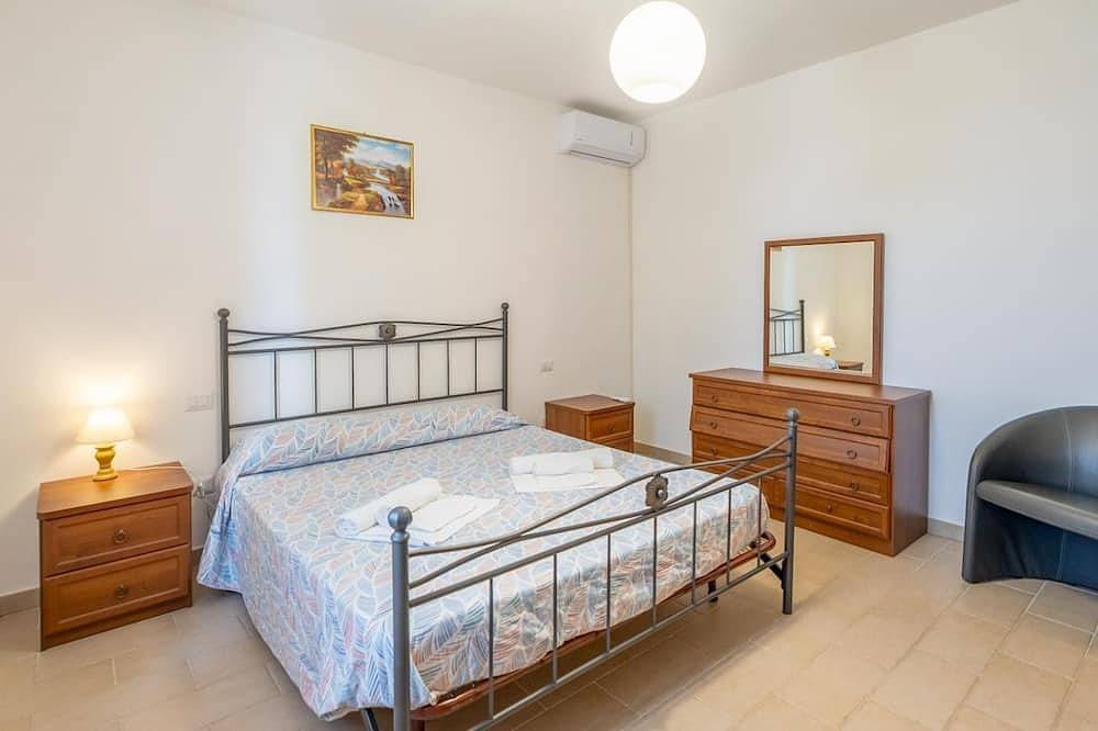 Fortebracci - Six Bedroom Villa, Sleeps 12 in Montone, Valtiberina